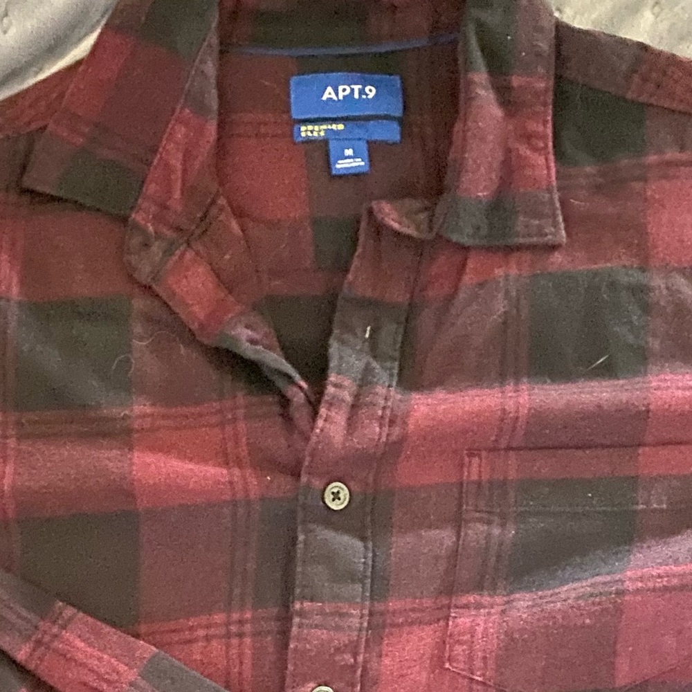 Men’s Flannel shirt (M)- Worn Once